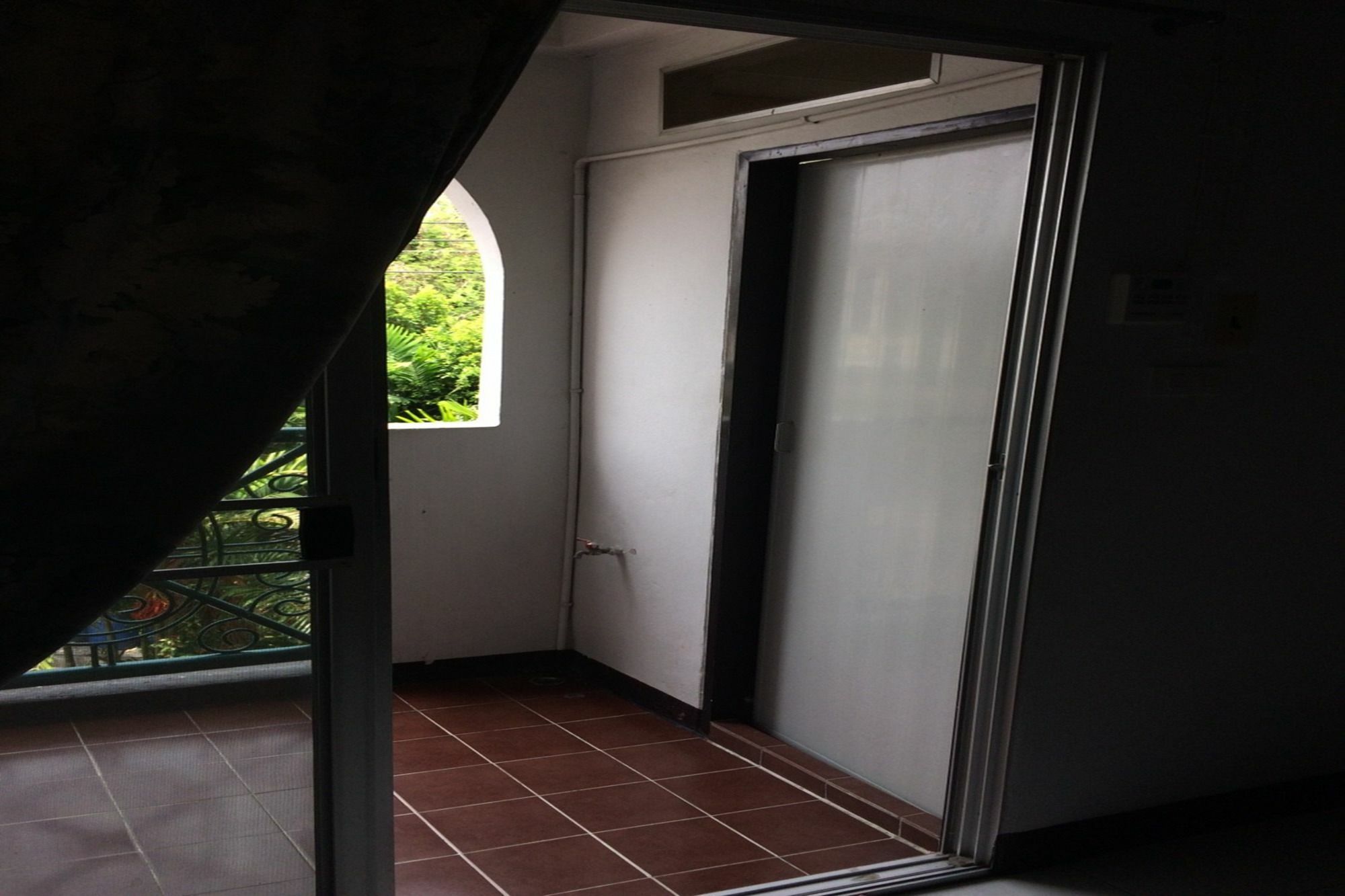 Baan Khun Mae Apartment Бангкок Экстерьер фото