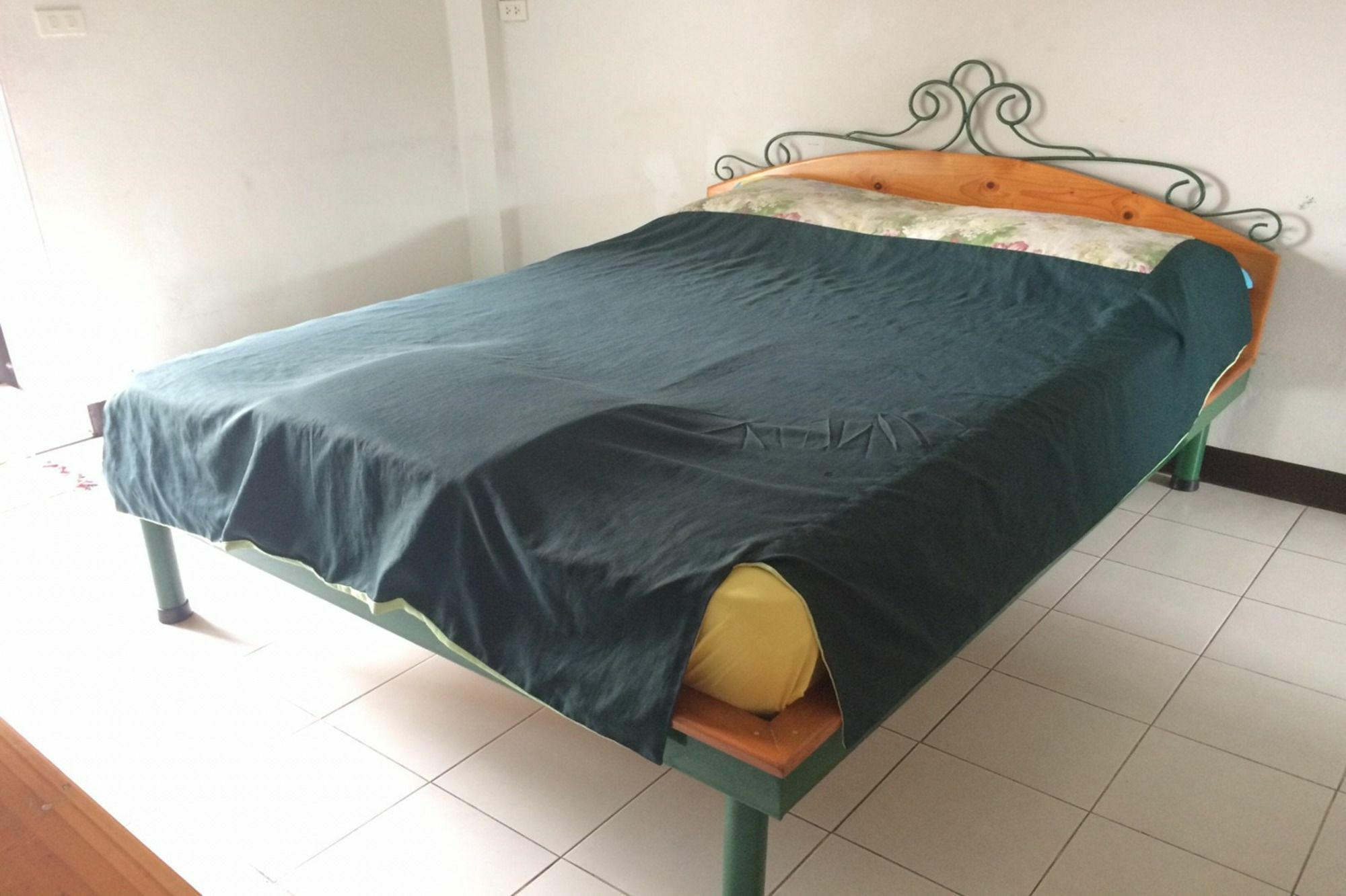 Baan Khun Mae Apartment Бангкок Экстерьер фото